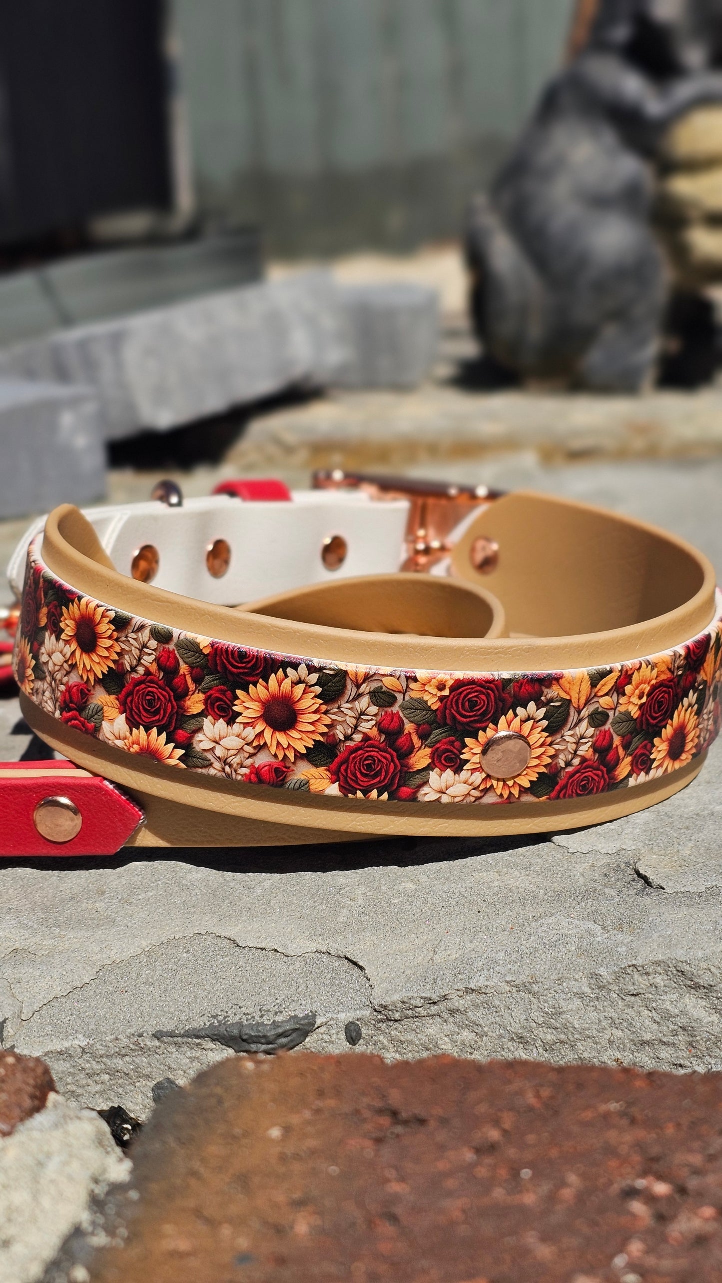 Double Layer Rose and Sunflower Set with 6ft Leash 17.5in - 21in